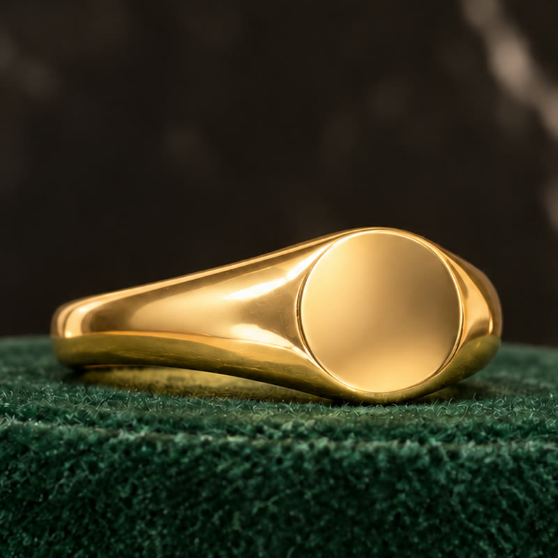 Anillo Sello Redondo, baño en oro 18K